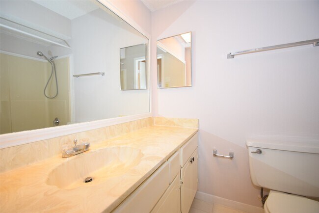 Building Photo - 14239 Misty Meadow Ln