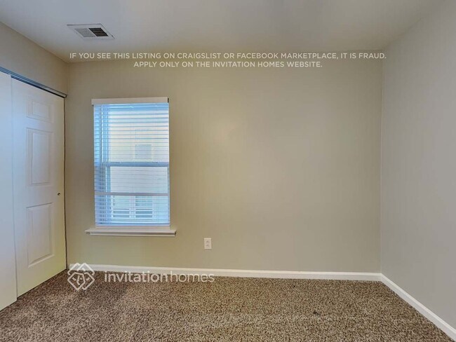 Building Photo - 4004 Flat Sedge Ln