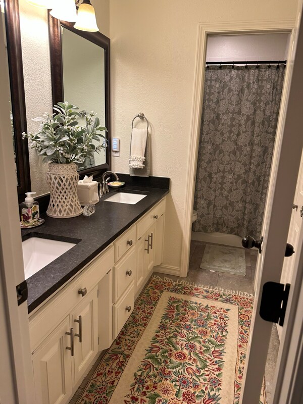 Building Photo - 3 W Prairie Dunes Ct