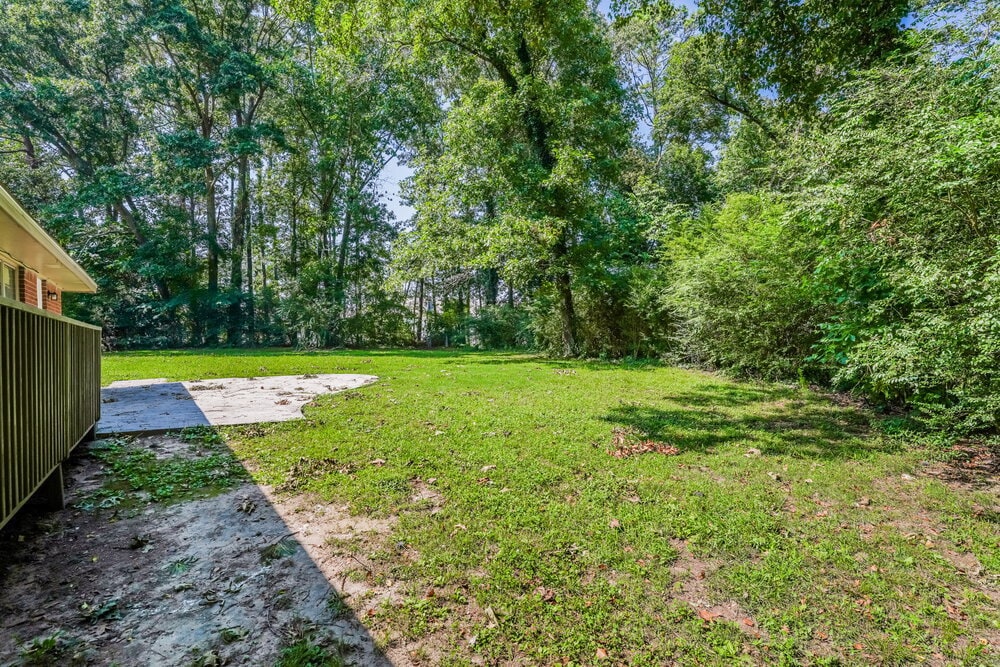 Building Photo - 1752 Enid Dr