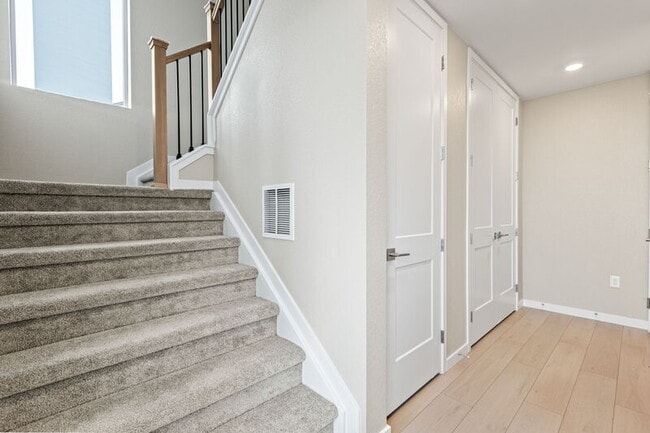 Building Photo - 12014 Octave Ave