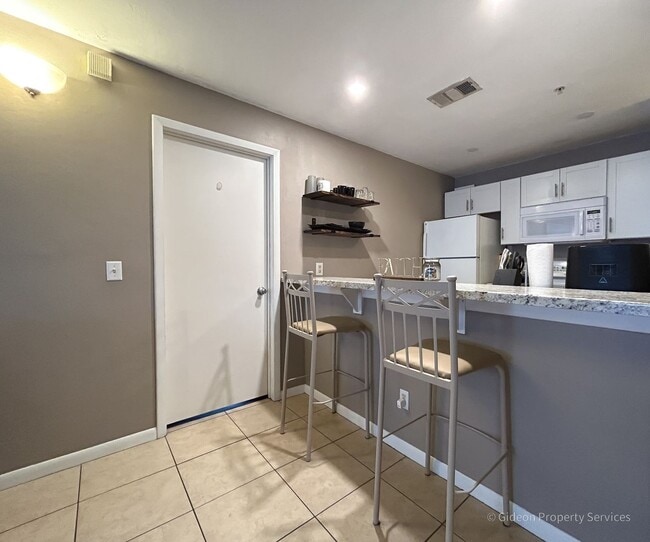 Building Photo - *3800 SW 20th Avenue - University Terrace West 206A - D