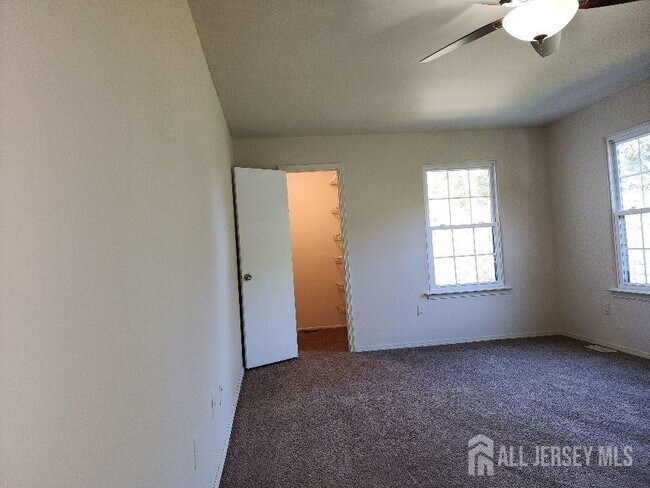 Building Photo - 4 Covington Ct