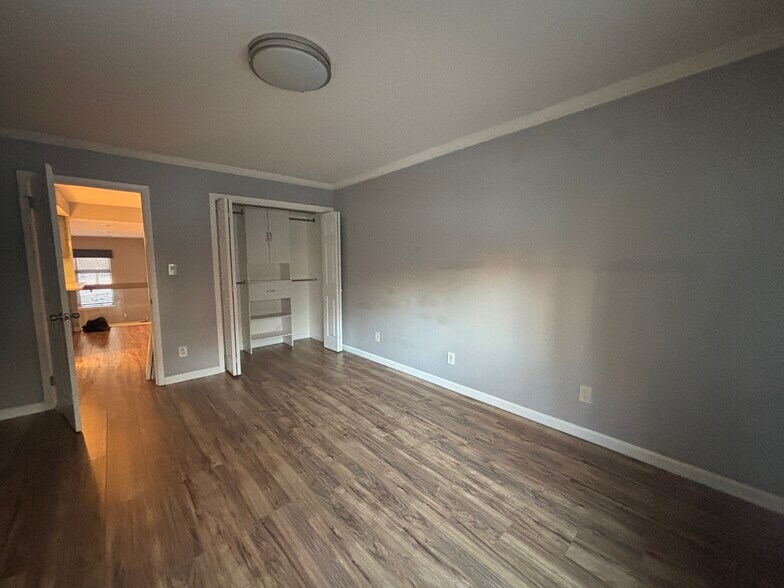 Building Photo - 224 Sandcastle