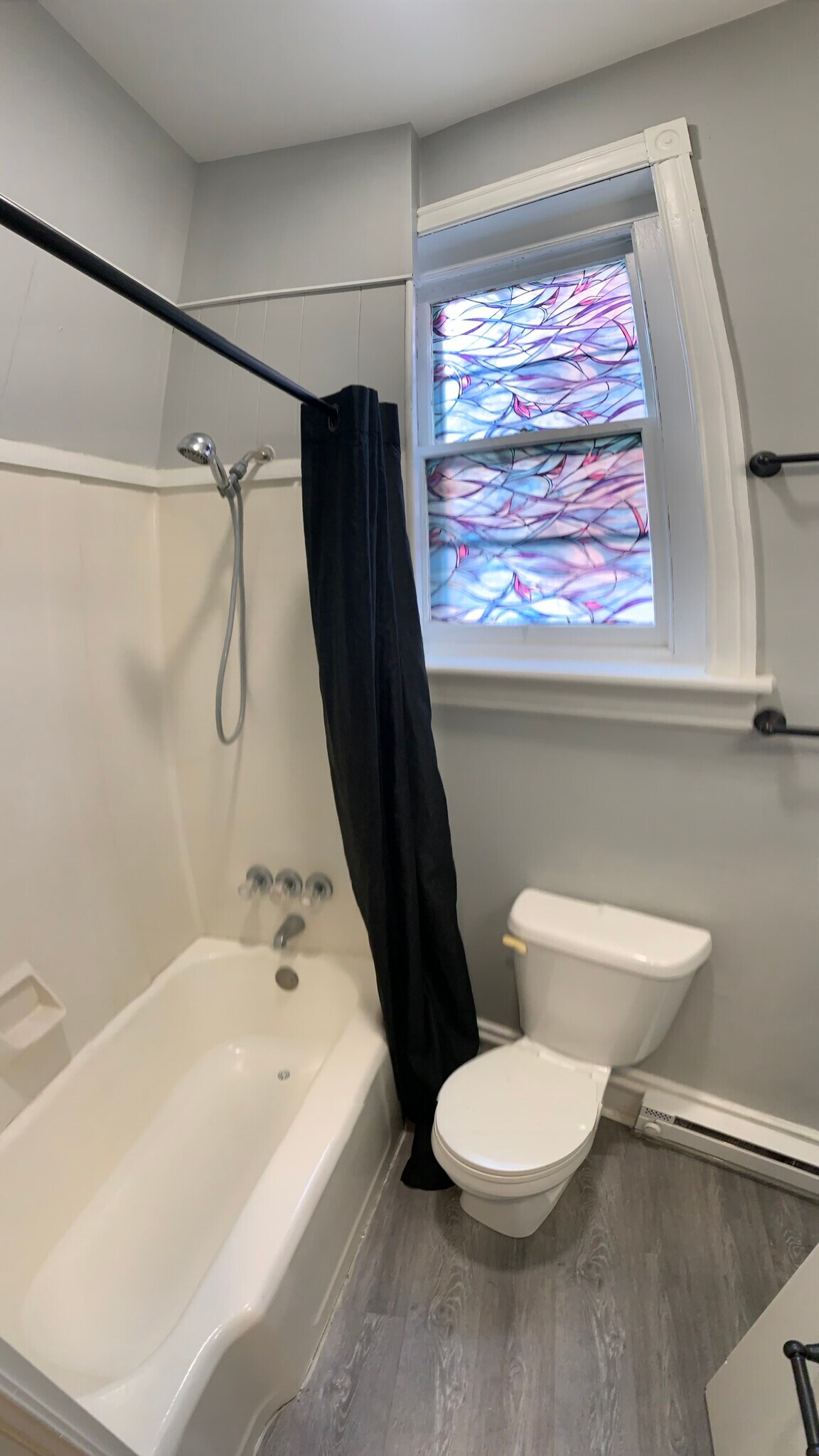 bathroom - 139 N Main St