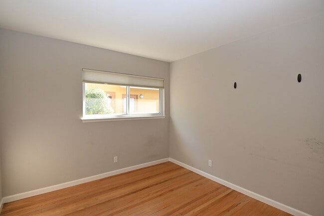 Building Photo - Updated Sunnyvale Beauty, 3/2 with AC