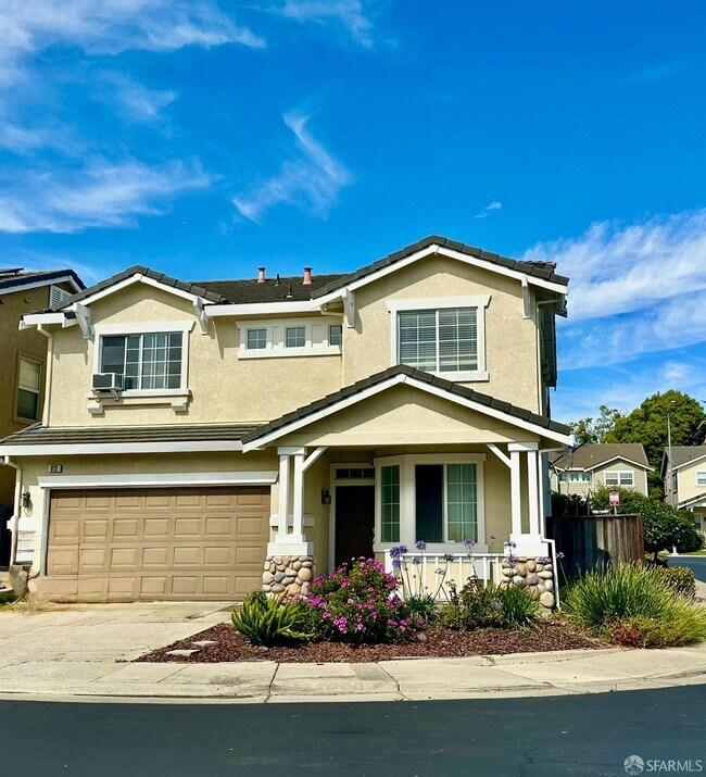 Building Photo - 923 Ferro Dr