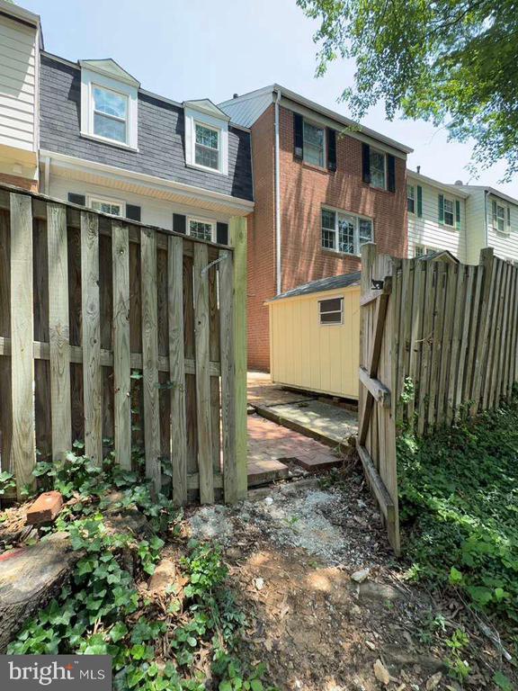Building Photo - 4902 Van Walbeek Pl