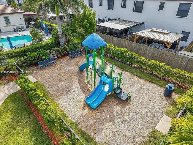 Building Photo - 14813 SW 183rd Terrace