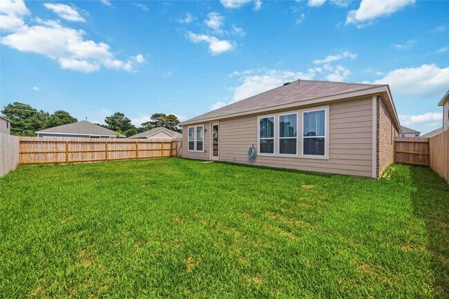 Building Photo - 18206 Spruce Cottage Dr