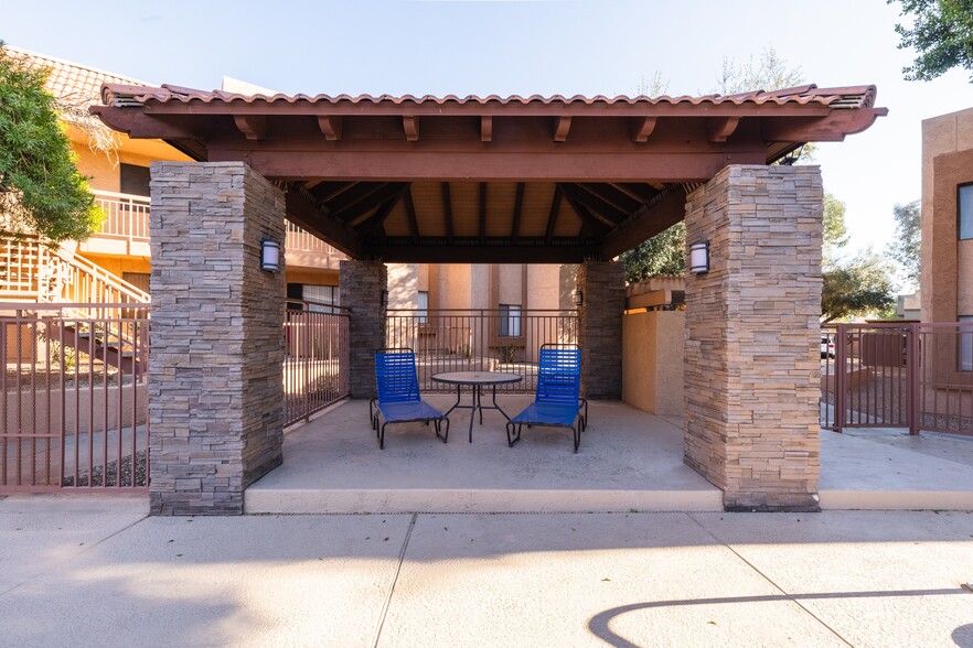 Building Photo - Boulder Creek Apartments
