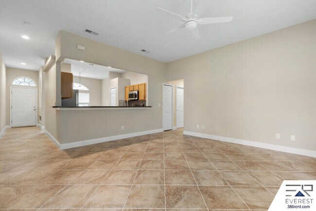 Building Photo - 25 Rainbrook Dr