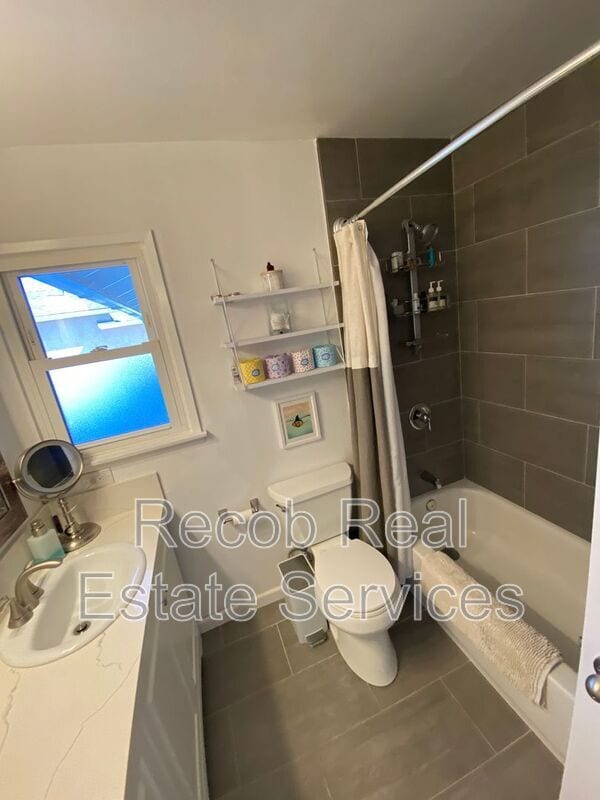 Building Photo - 6911 Quemoy Ct