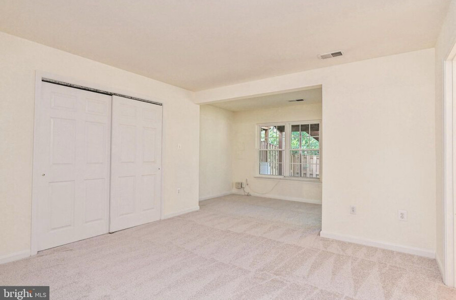 Building Photo - 13206 Fox Ripple Ln