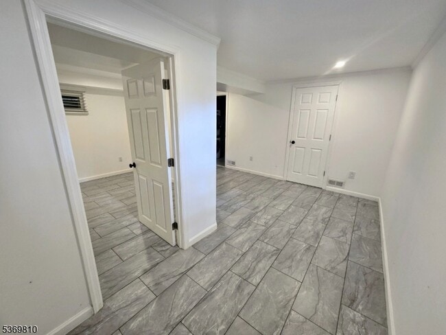 Building Photo - 182 Alpine Trail