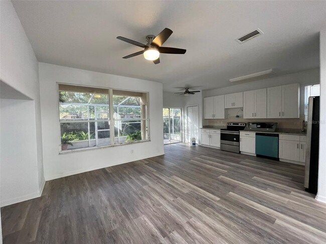 Building Photo - 10604 Cobham Wood Ct