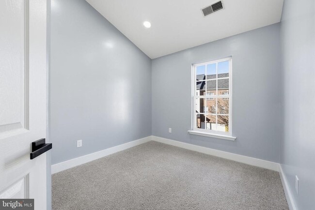 Building Photo - 7665 Audubon Meadow Way