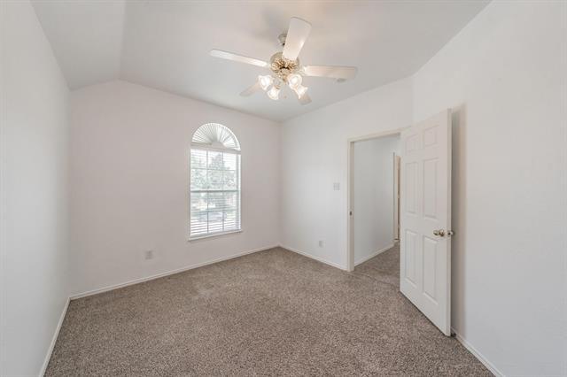 Building Photo - 635 Forest Hill Dr