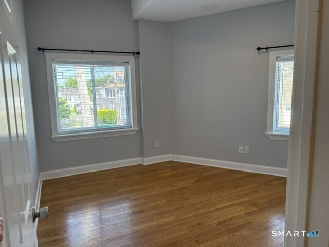 Building Photo - 2067 Barnum Ave