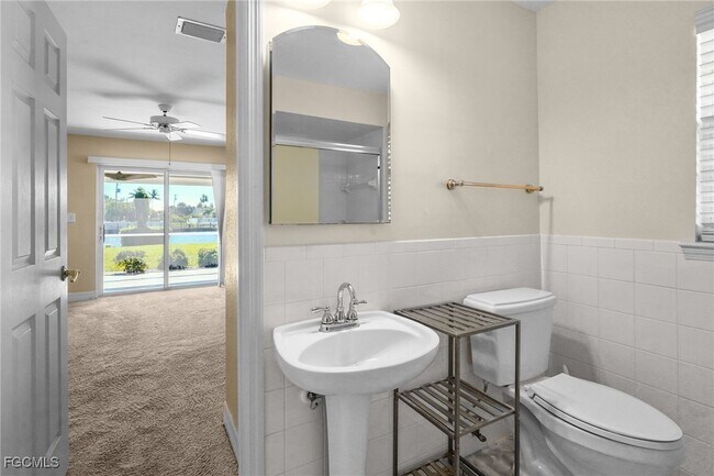 Building Photo - 517 SE 43rd St