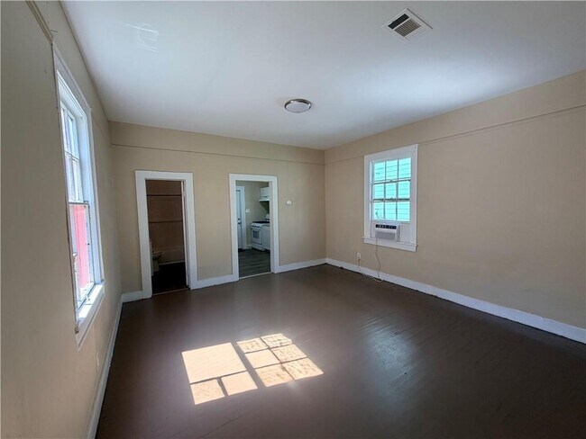 Building Photo - 1175 Texas St