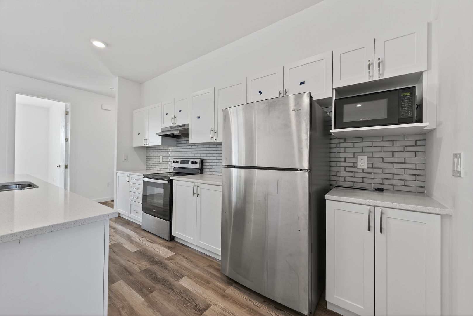 Building Photo - 127 NW 12th Pl