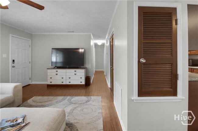 Building Photo - 451 Sandpiper Rd