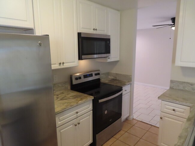 Building Photo - 2160 Leighton Ct
