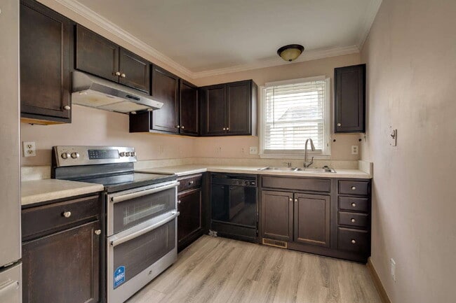 Building Photo - Charming 3-Bed Home near WRAL Soccer Park