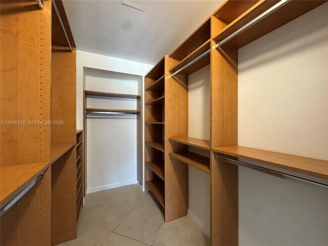 Building Photo - 10275 Collins Ave