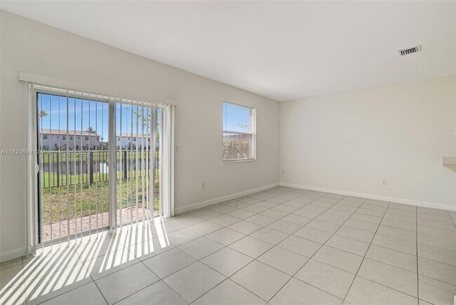 Building Photo - 12910 NW 23rd Pl