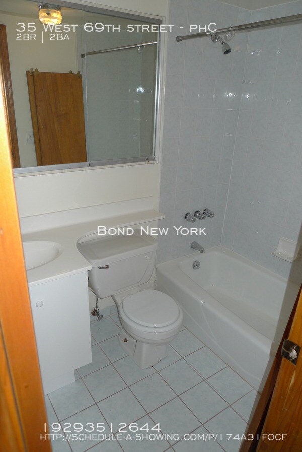 Building Photo - Upper West Side - 2 bed & 2 Bath Brownstone