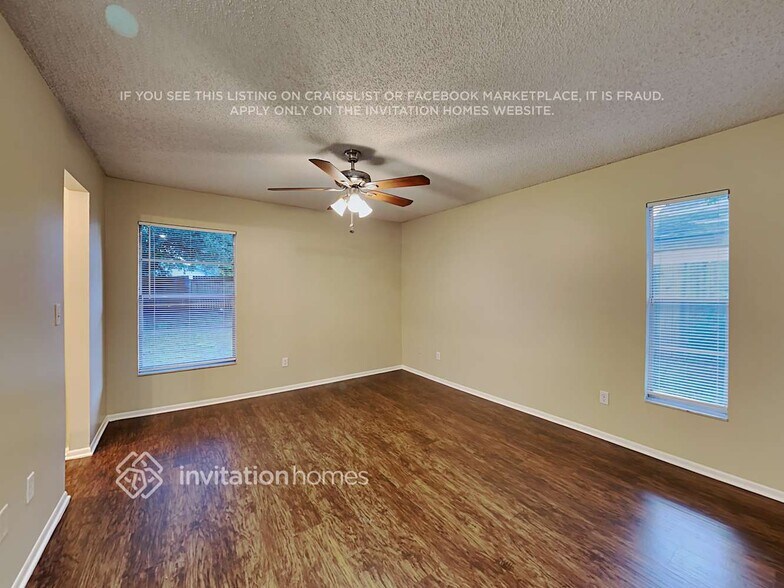 Building Photo - 851 Woodgate Trail