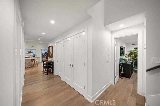 Building Photo - 45 Emerald Bay