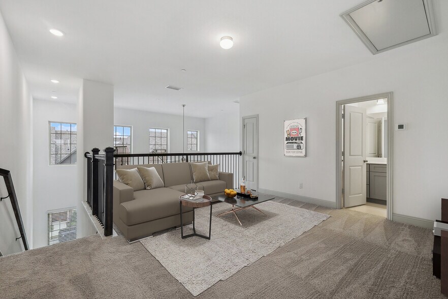 Virtually Staged - 4213 Shavano Dr