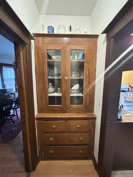 Building Photo - 4431 Commonwealth St