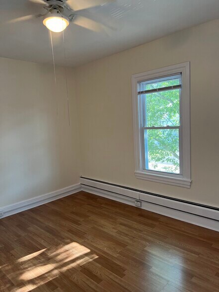 Building Photo - 47 S Main St