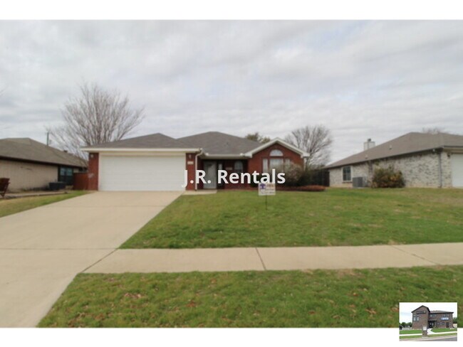 Building Photo - 5211 James Loop