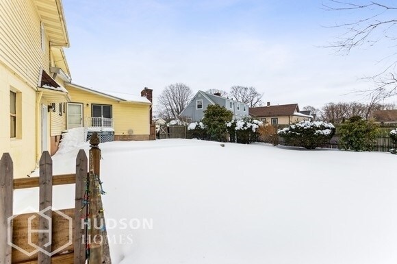 Building Photo - Multiple Applications received - 280 3rd A...