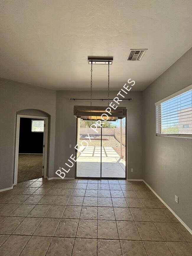 Building Photo - 3715 S Escalante Oasis Pl