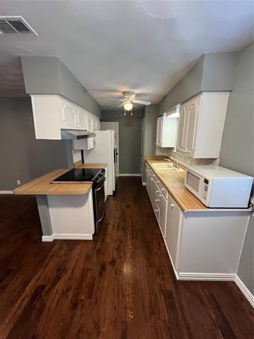 Building Photo - 4509 Huntington Dr