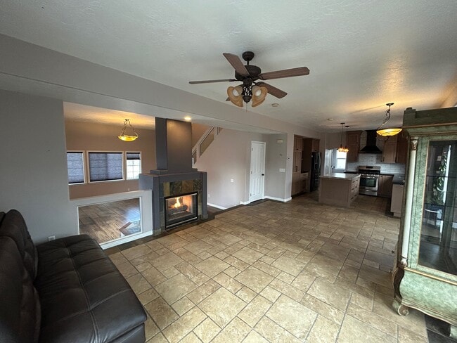 Building Photo - 926 Ibis Way