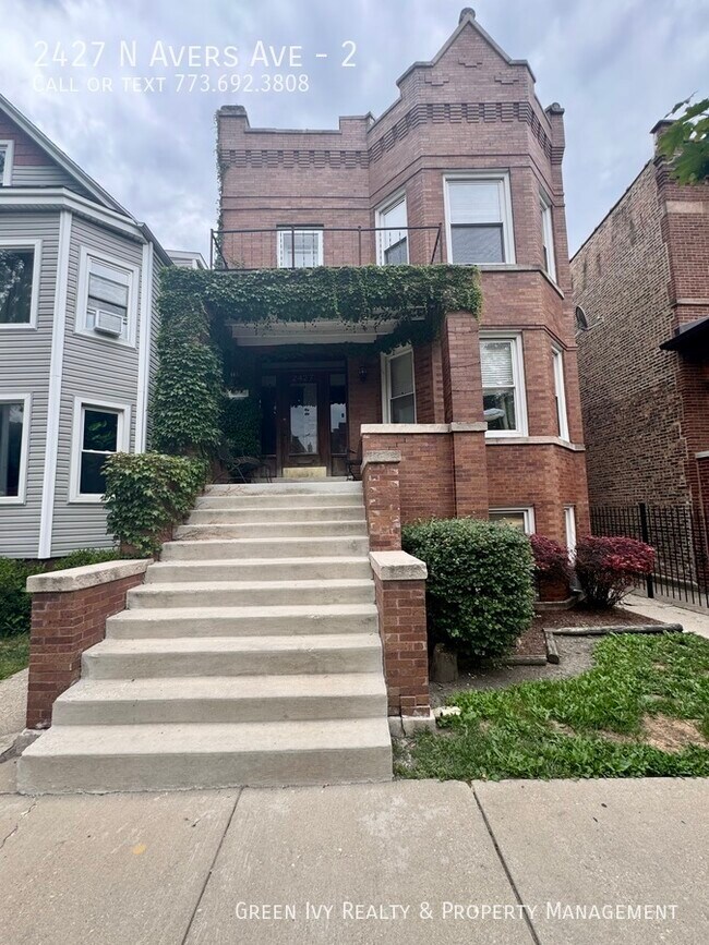 Building Photo - 2427 N Avers Ave