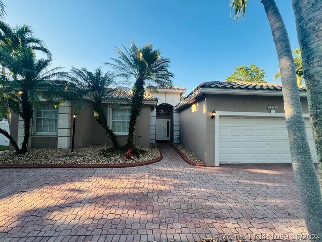 Building Photo - 12725 NW 18th Ct