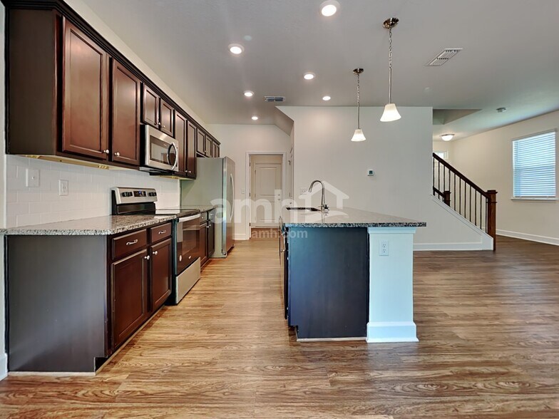 Building Photo - 10322 Riverwalk Ct