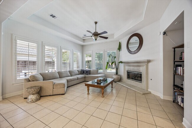 Building Photo - 3047 Bonnebridge Way Blvd