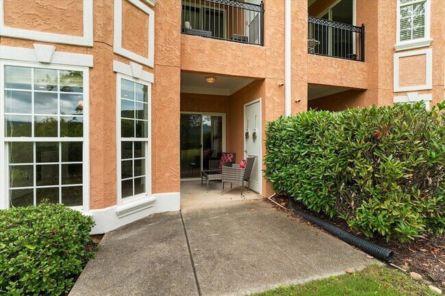Building Photo - 901 Renaissance Ct