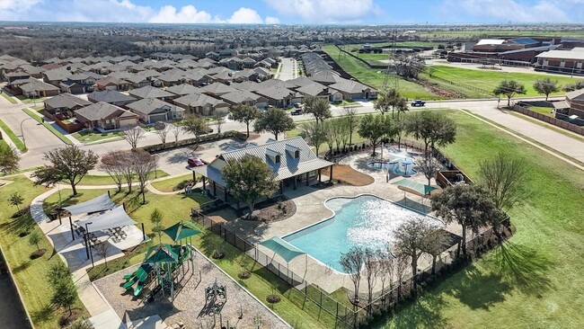 Building Photo - 8225 Painted Tree Tr