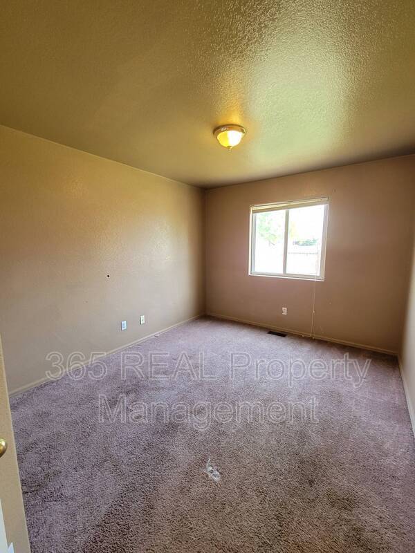 Building Photo - 3821 Tumbleweed Dr