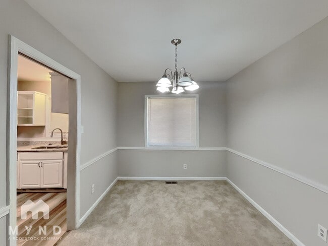 Building Photo - 1529 Plover Rd